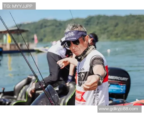 苏联足球传奇巨星的辉煌征程与时代荣光再现