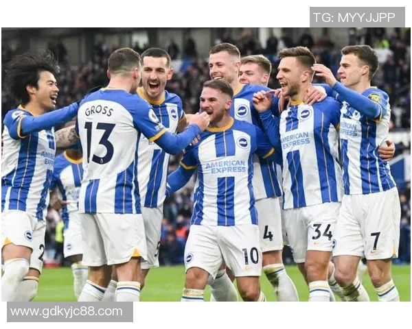 高清蓝色基调足球球星壁纸精选大全让你感受赛场激情瞬间 高清蓝色基调足球球星壁纸精选大全让你感受赛场激情瞬间